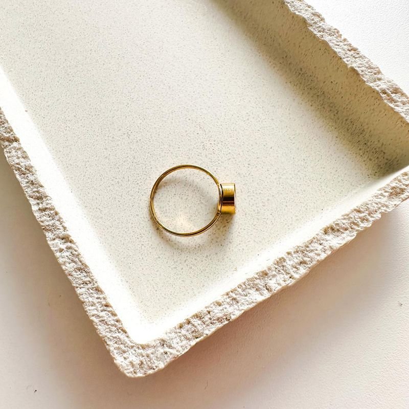 Anel Aço Dourado Aço com Strass Cristal Quadrado