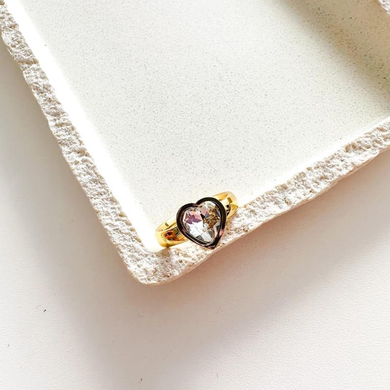 Anel Aço Dourado com Strass Cristal Coração