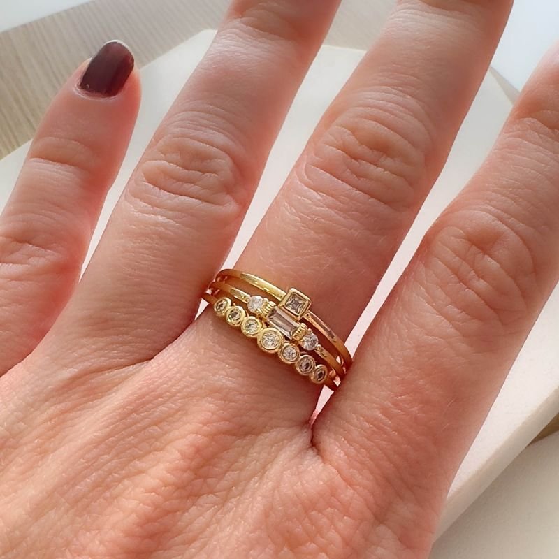 Anel Banhado a Ouro 18k Camadas Zircônia Boho