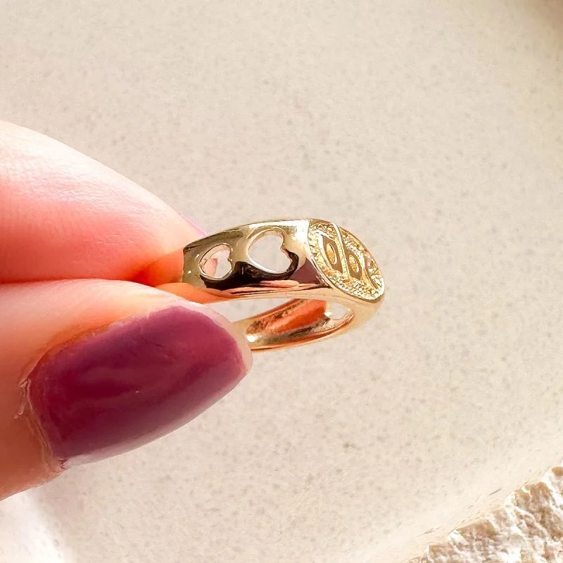 Anel Infantil de Formatura ABC Coração Vazado Banhado a Ouro 18k