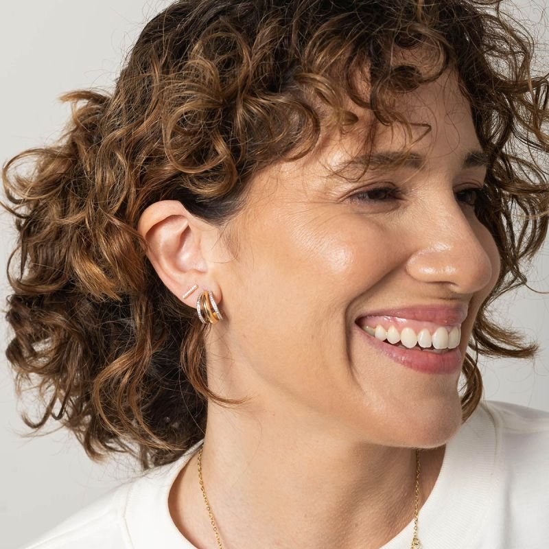 Brinco Argola Banhada a Ouro 18K Tripla Cravejada Zircônia