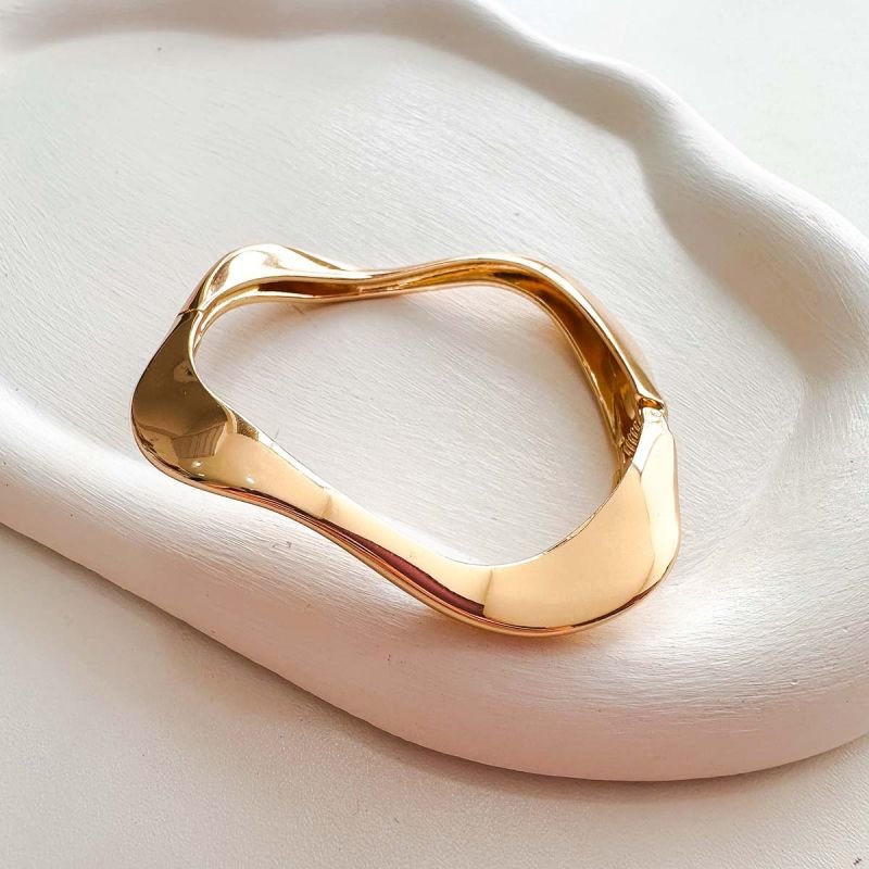 Bracelete Bijuteria Cantos Quadrados Ondulado