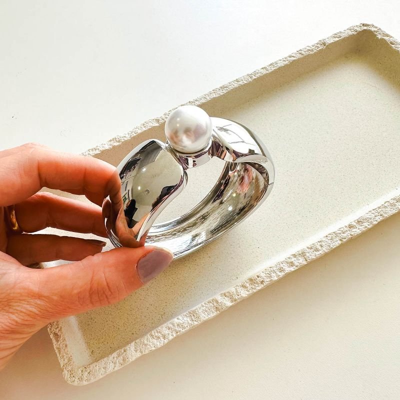 Bracelete Bijuteria Largo com Pérola Central