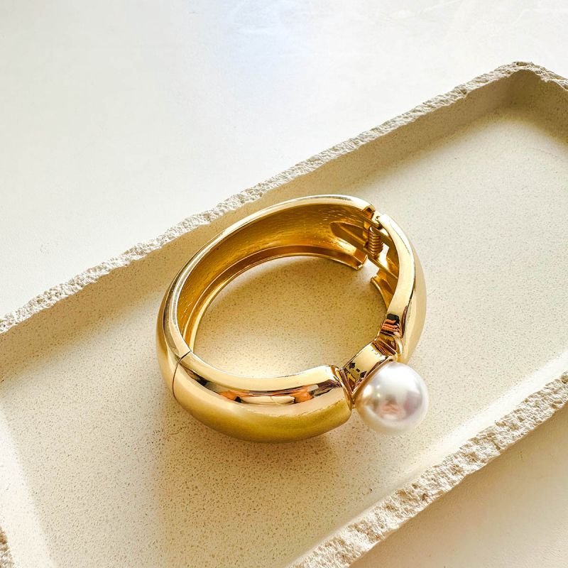 Bracelete Bijuteria Largo com Pérola Central