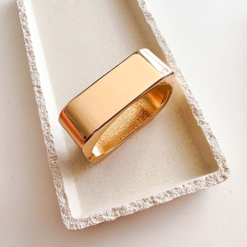 Bracelete Bijuteria Quadrado Cantos Arredondados