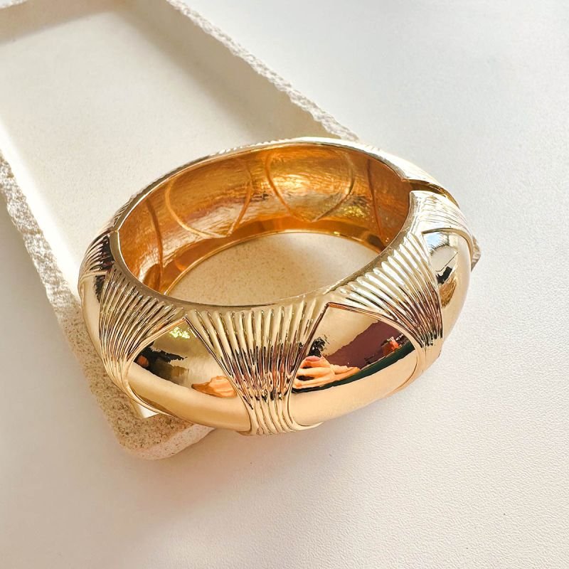 Bracelete Bijuteria Redondo Textura Canelada