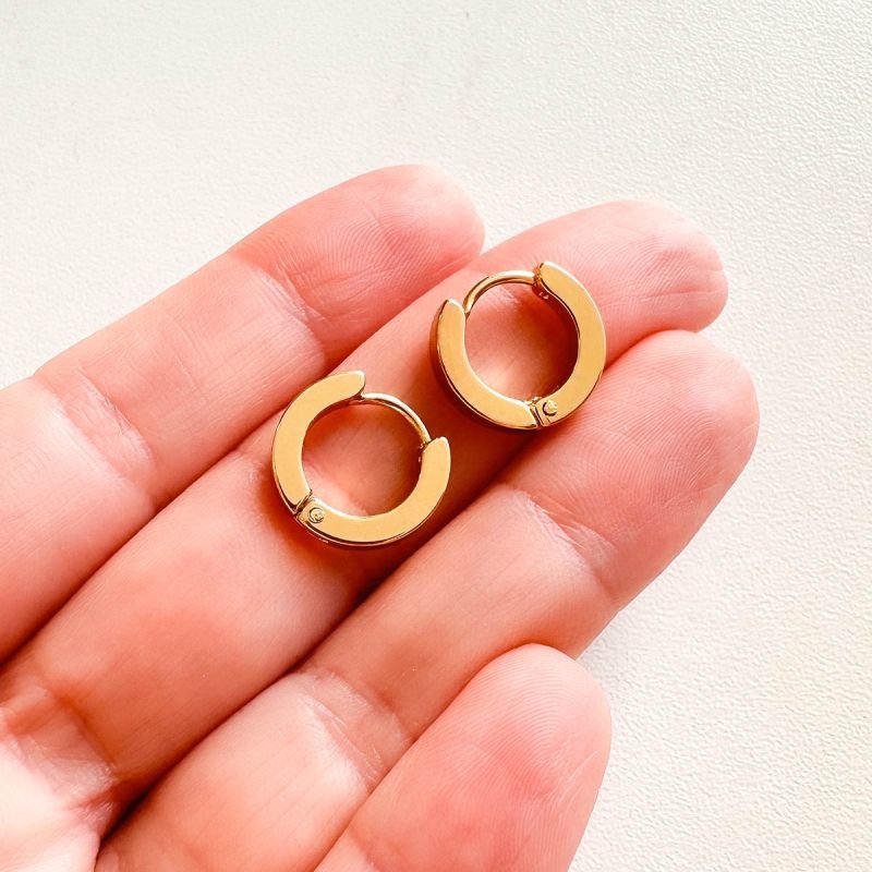 Brinco Argola Aço Dourado Click Cantos Quadrados