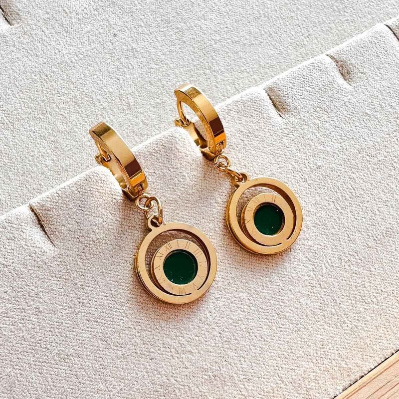Brinco Argola Aço Click Duplo Círculo Resina Números Romanos