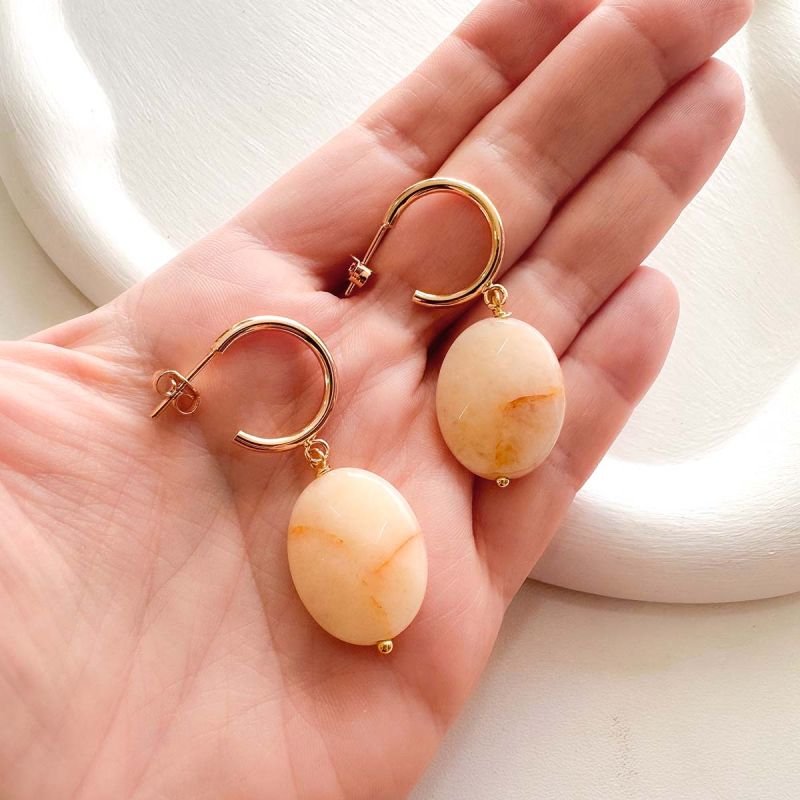 Brinco Argola Banhada a Ouro 18k Pedra Calcita Oval