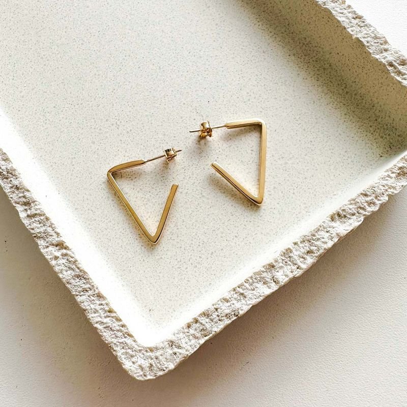 Brinco Argola Triângulo Banhado