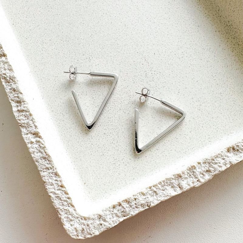 Brinco Argola Triângulo Banhado