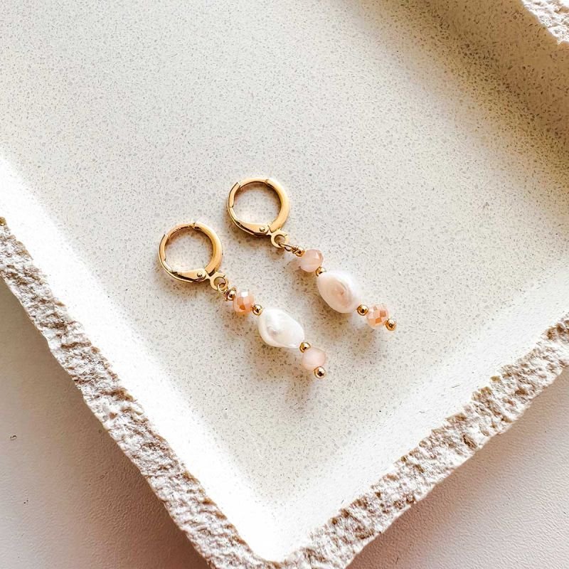 Brinco Argolinha Banhada a Ouro 18k Cristal e Pérola de água Doce