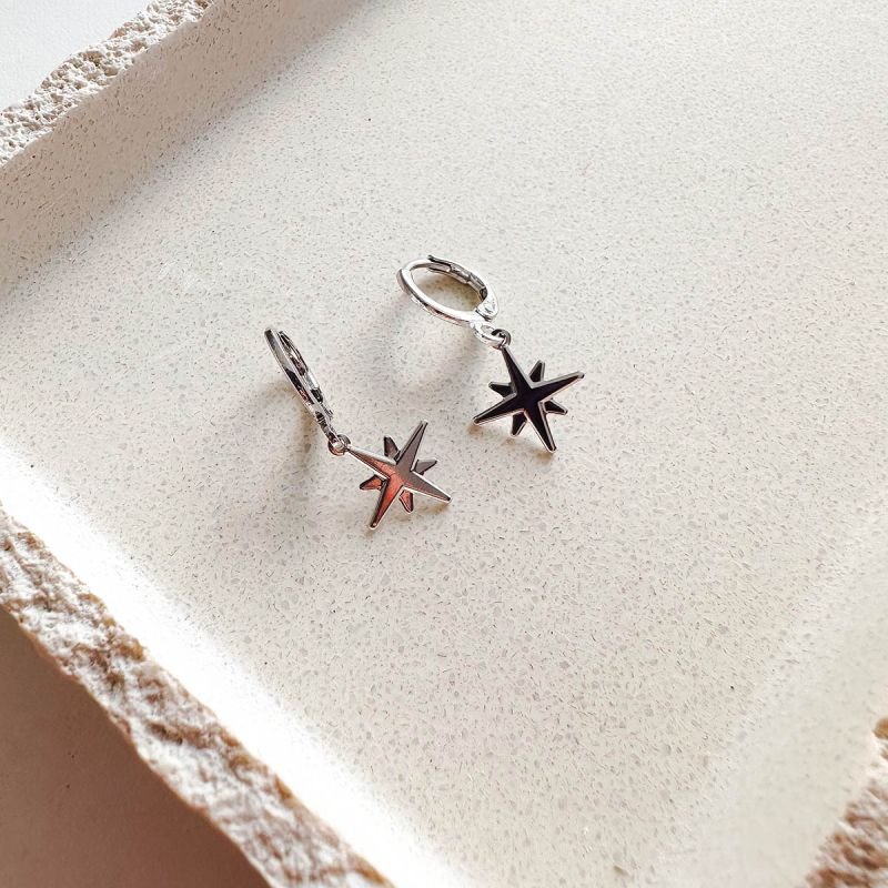 Brinco Argolinha Banhado Estrela