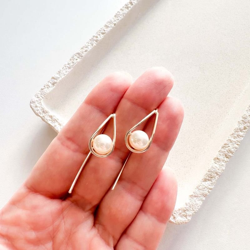 Brinco Banhado a Ouro 18k Gancho Pérola