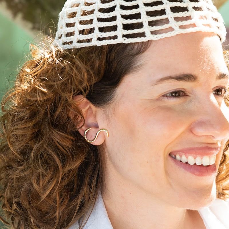 Brinco Banhado a Ouro 18k Onda