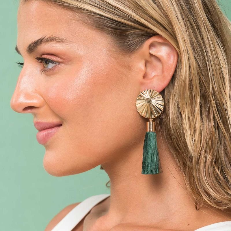 Brinco Banhado a Ouro 18k Sol e Tassel