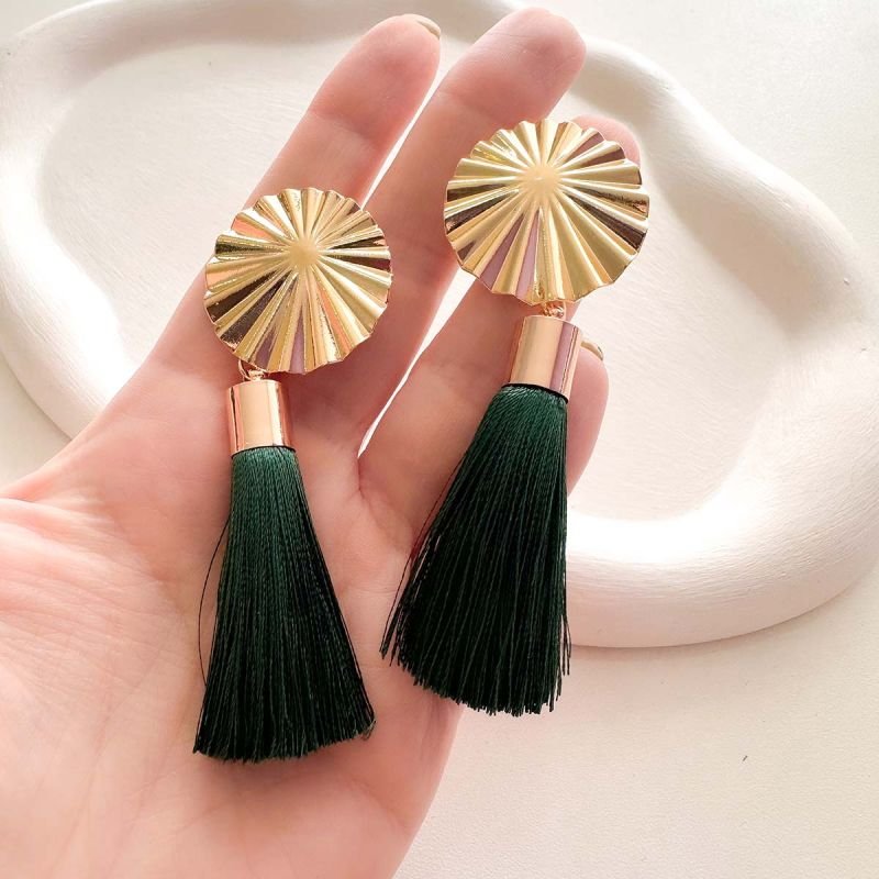 Brinco Banhado a Ouro 18k Sol e Tassel