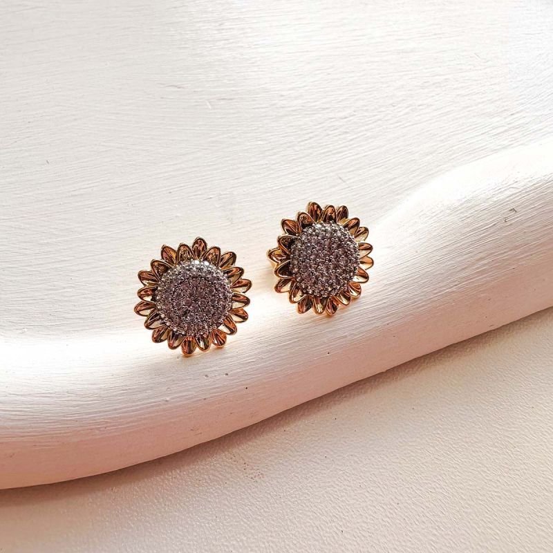 Brinco Banhado Girassol Miolo Zircônia