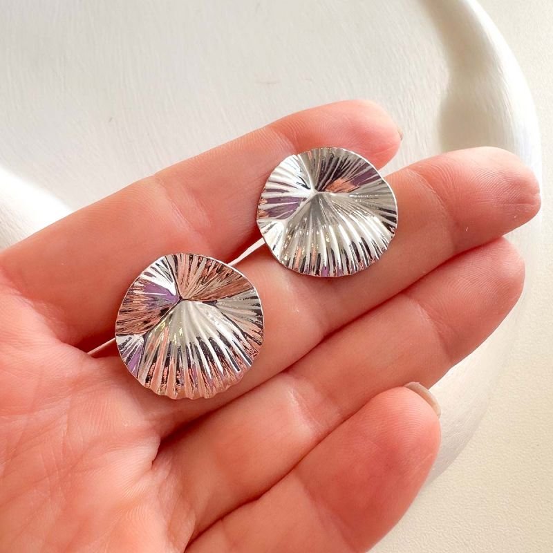 Brinco Folha Banhado Linhas