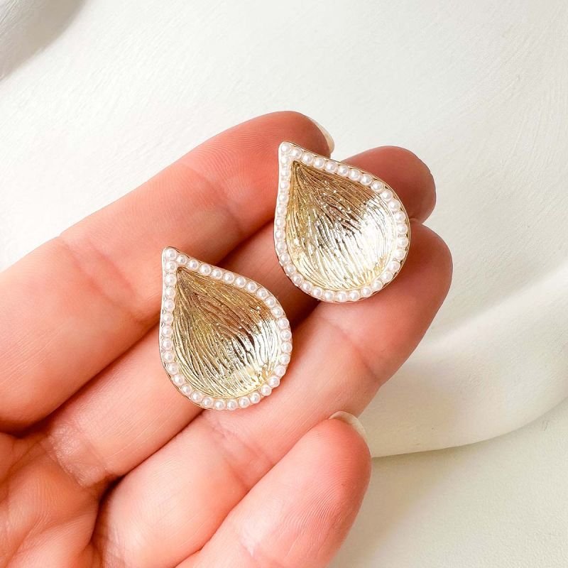 Brinco Bijuteria Gota Textura Perolinhas