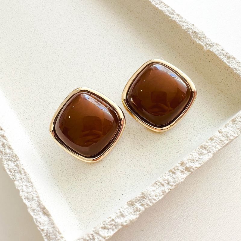 Brinco Bijuteria Losango com Pedra Abaulada