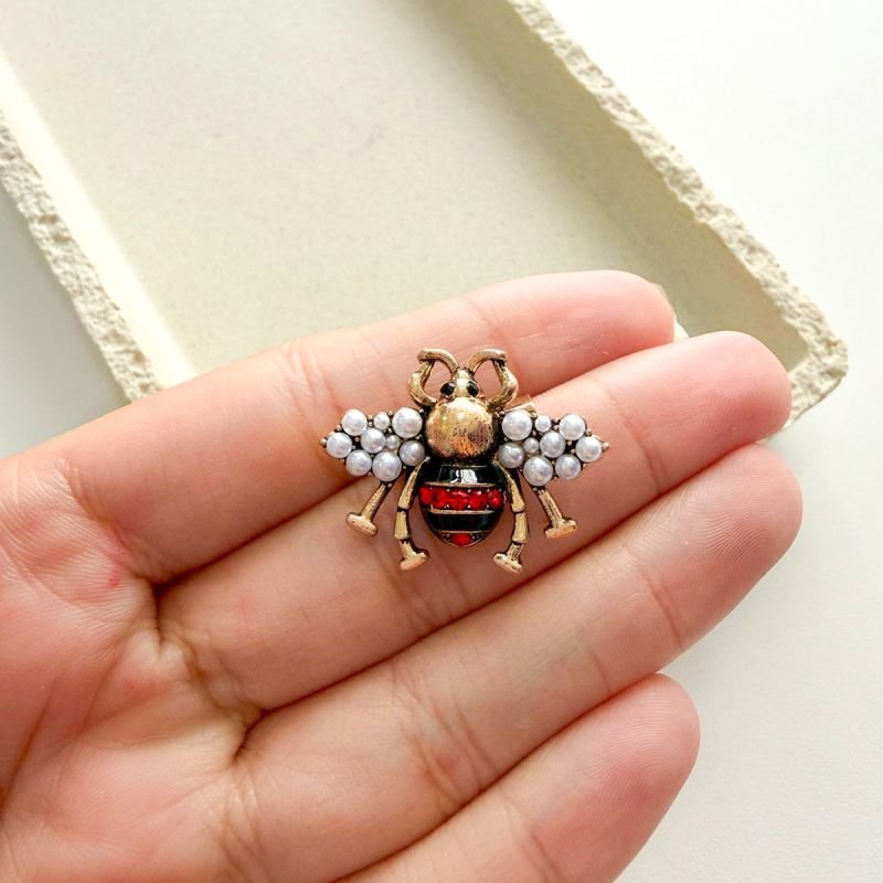 Broche Bijuteria Abelha Vermelha Pérolas Vintage