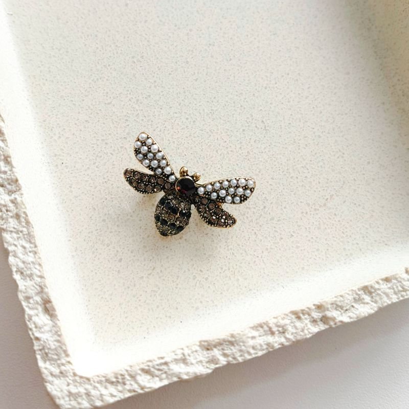 Broche Bijuteria Mini Abelha Vintage com Pérolas e Cristais