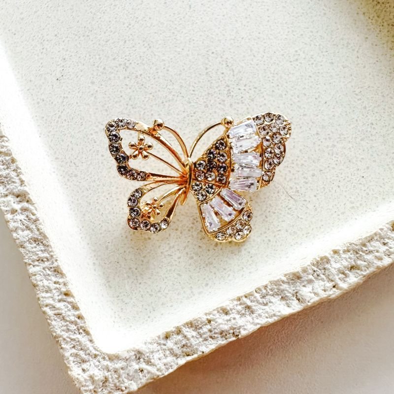 Broche Bijuteria Borboleta Dourada Glamour 
