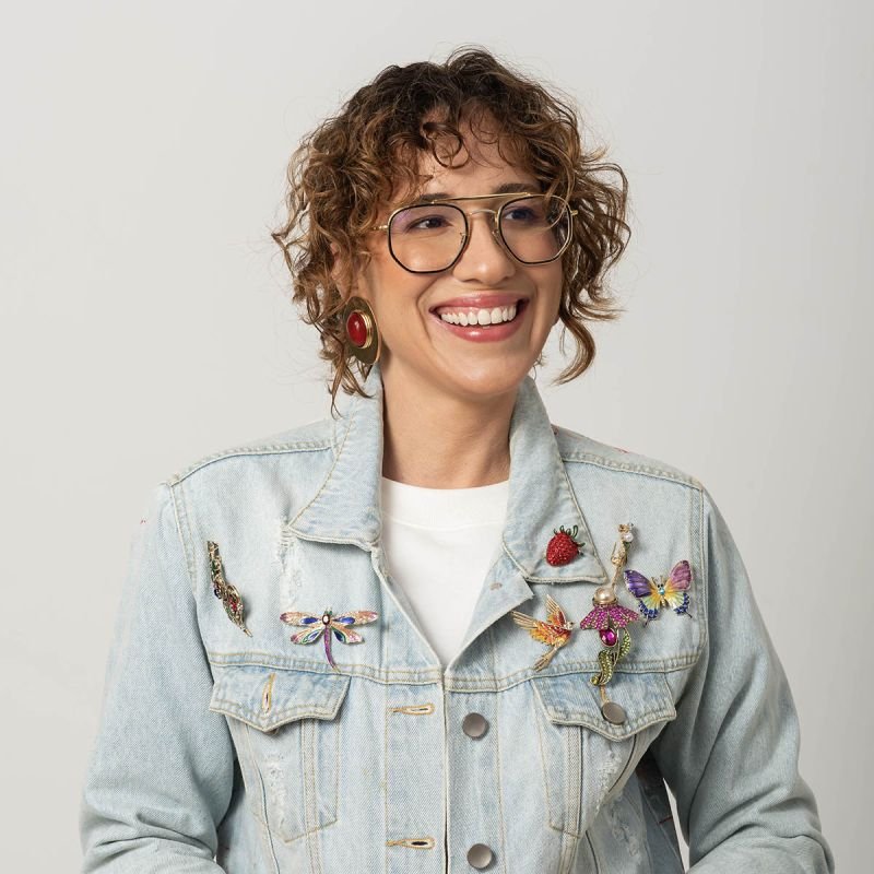 Broche Bijuteria Rosa Renascida com Pérola