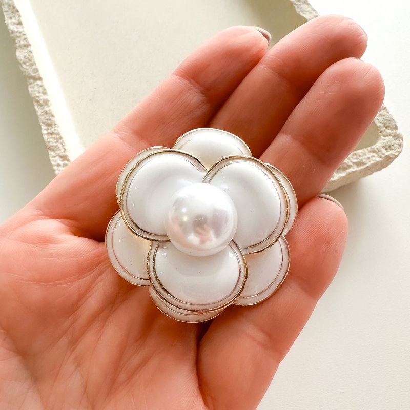 Broche Bijuteria Flor Bold com Pérola