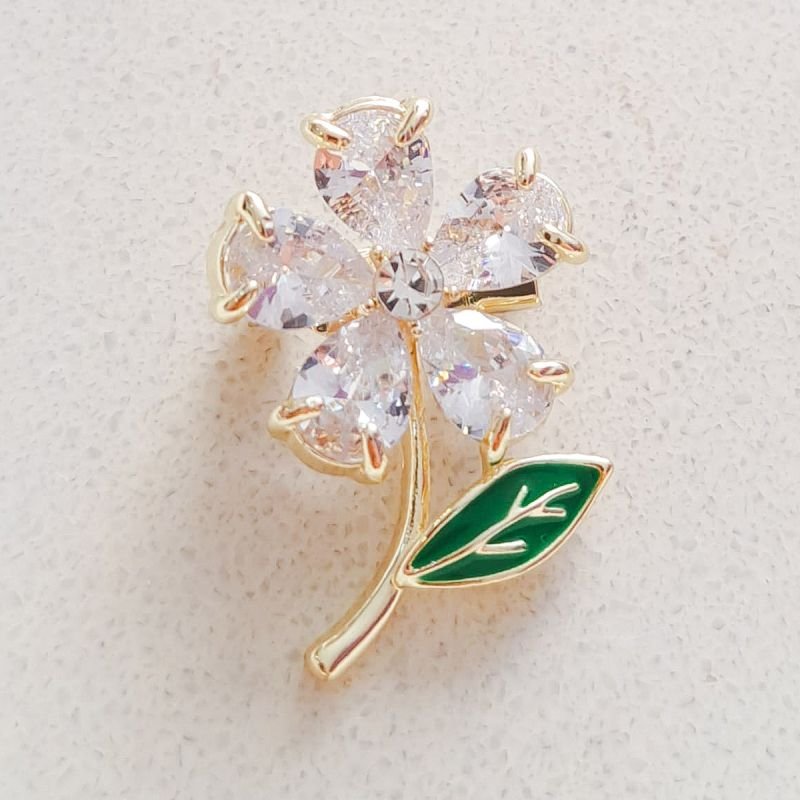 Broche Bijuteria Flor Cristal e Folha Verde Esmaltada