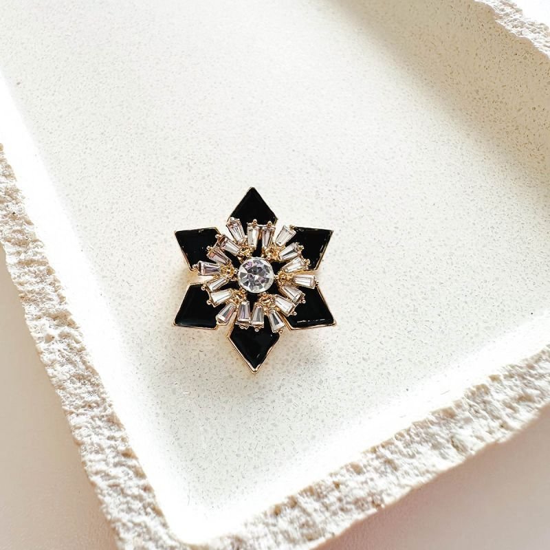 Broche Bijuteria Flor Geométrica com Strass