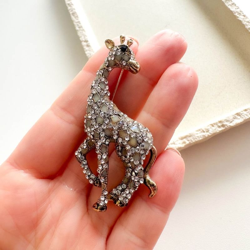 Broche Bijuteria Girafa Safari Glam