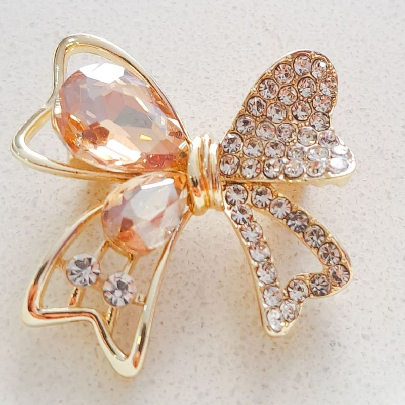 Broche Bijuteria Laço Charmoso com Cristais e Strass