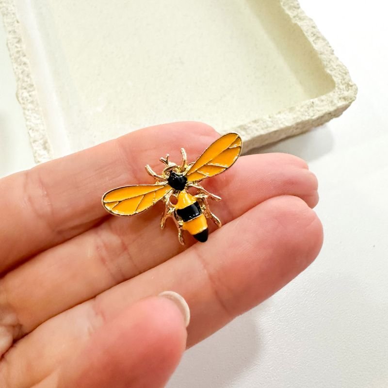 Broche Bijuteria Mini Abelha Esmaltada