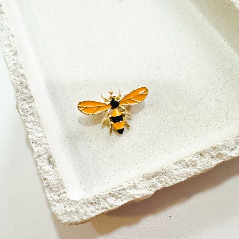 Broche Bijuteria Mini Abelha Esmaltada