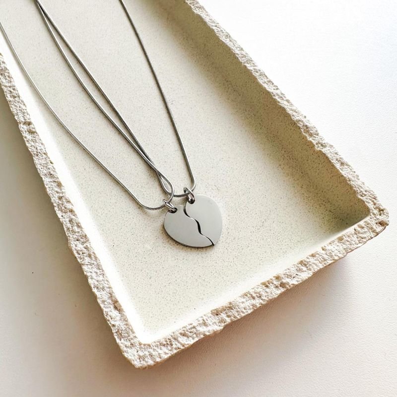 Colar Casal Aço Personalizado Corações que se Completam