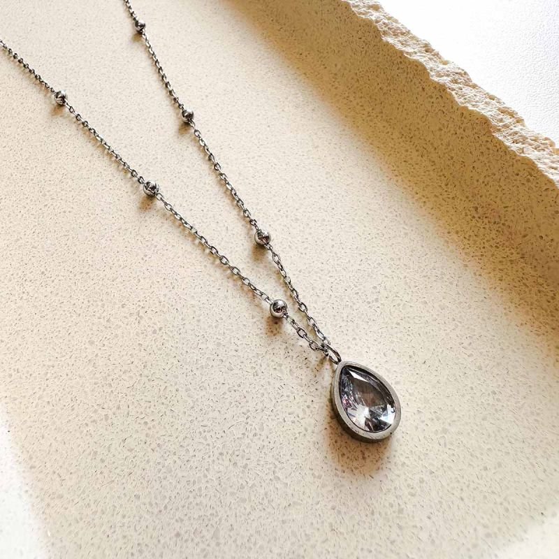 Colar em Aço Gota em Strass