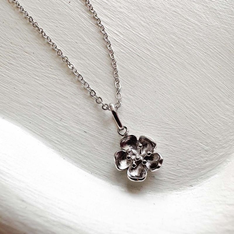 Colar Banhado a Flor