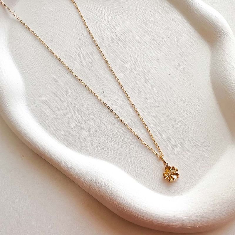 Colar Banhado a Flor