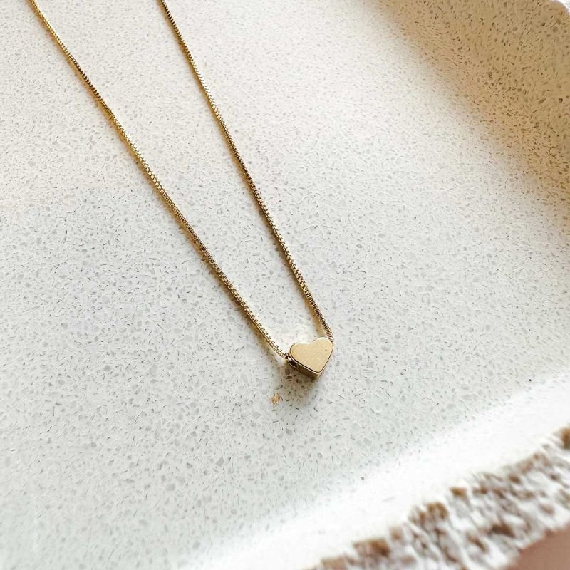 Colar Banhado a Ouro 18k Coração Minimalista