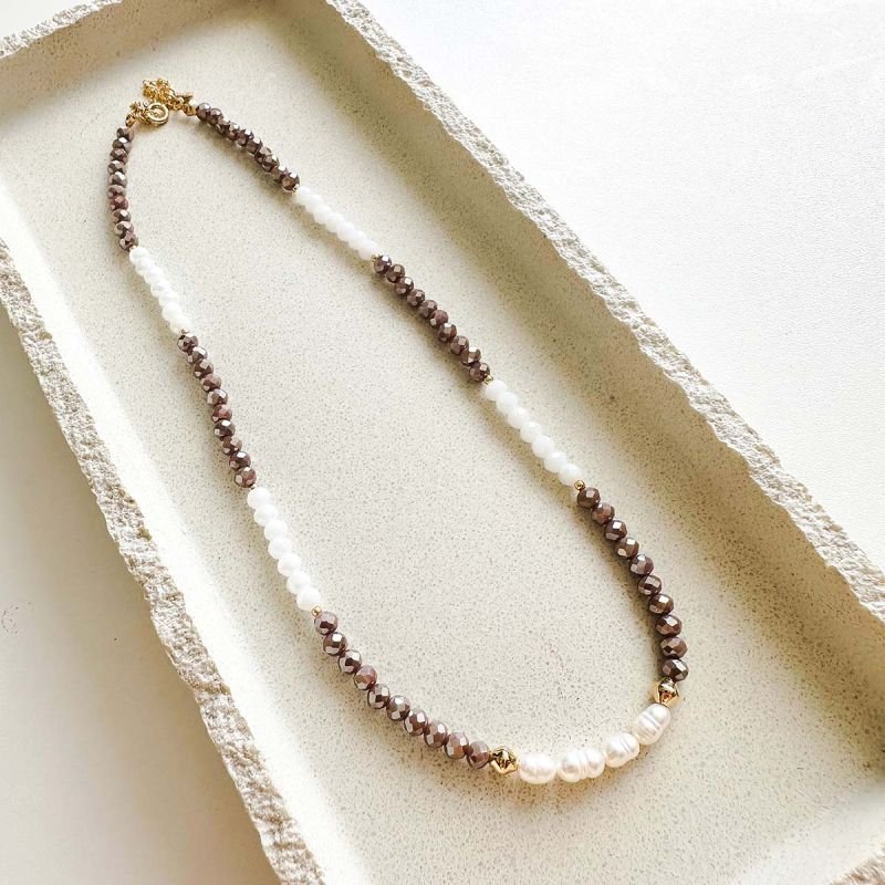 Colar Banhado Cristais e Pérolas de Água Doce