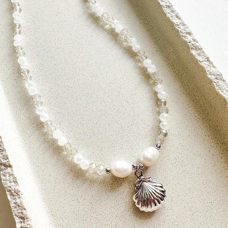 Colar Banhado Cristal Concha com Detalhe Pérola