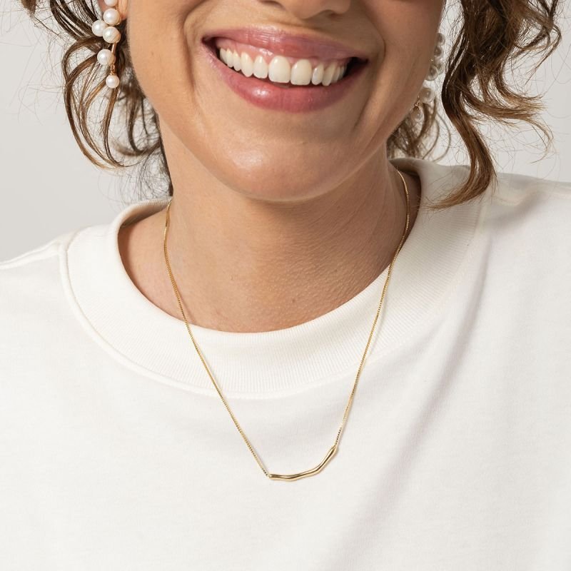 Colar Barra Angular Banhado a Ouro 18k