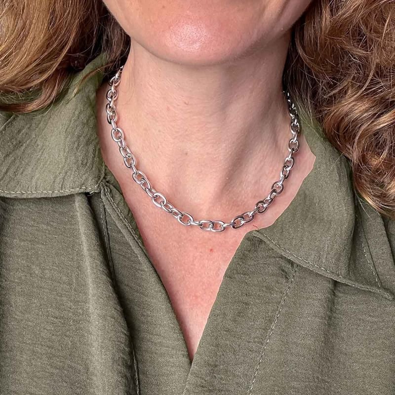 Colar Biju Corrente Choker Prateada Elos Pequenos Arredondados