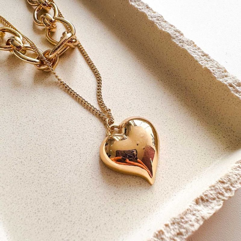 Colar Bijuteria Coração e Correntes