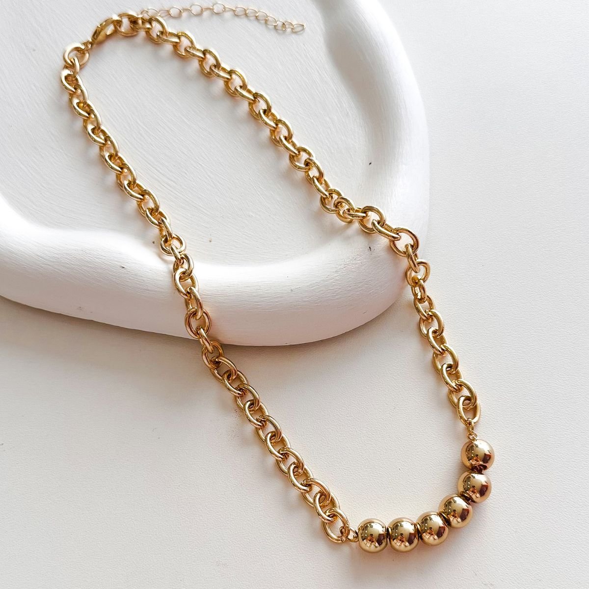 Colar Bijuteria Dourado Corrente com Bolas