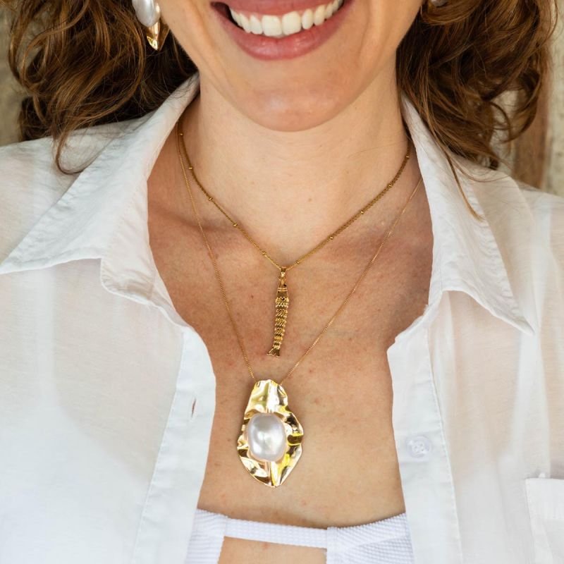 Colar Bijuteria Pérola Estilizada