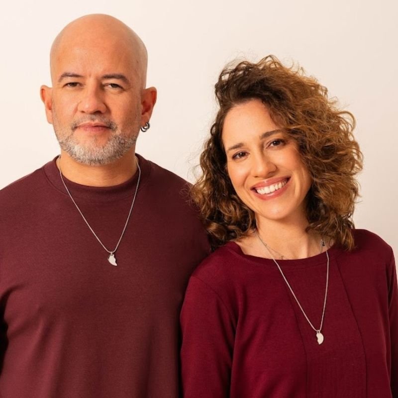 Colar Casal Aço Personalizado Corações que se Completam