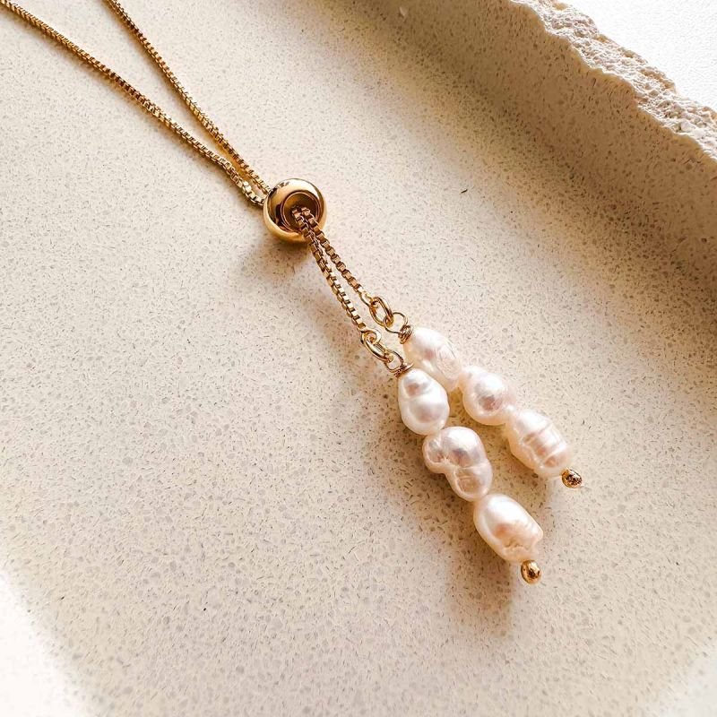 Colar Gravata Banhado a Ouro 18k com Pérolas de Água Doce